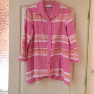 Beautiful Habitat tunic. New, great shape!